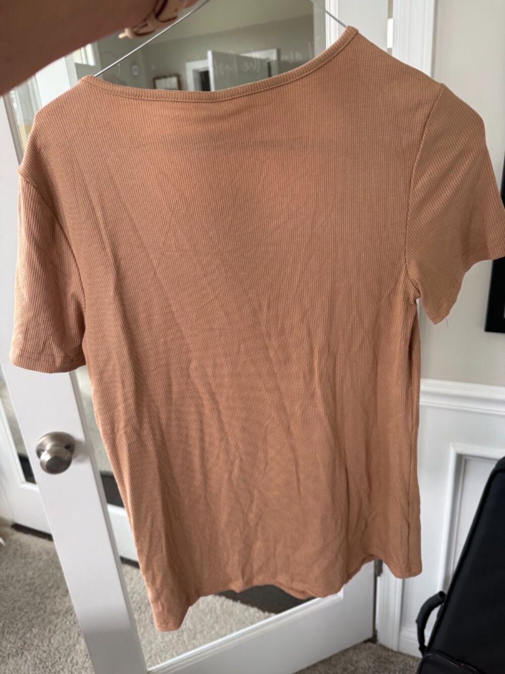 NWT Ribbed V-Neck Small Tan Top - Picture 2 of 2